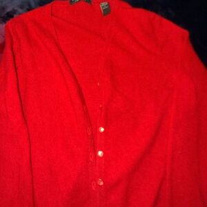 Women’s red cardigan 
Cashmere